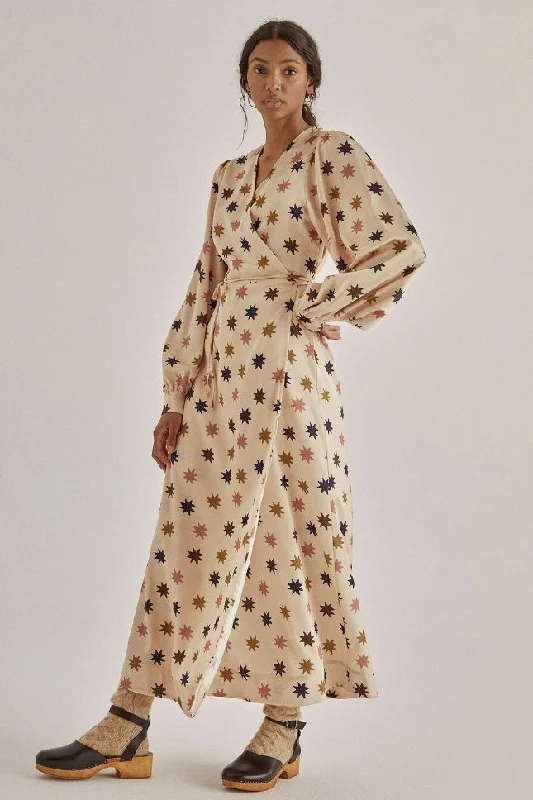 Women dress Daria